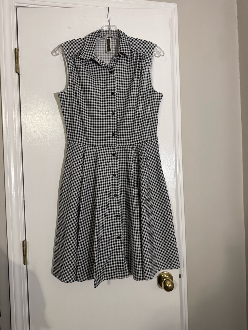 Taylor Black and White Gingham Sleeveless Midi Dress 100% cotton summer party